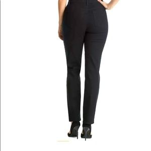 Gloria Vanderbilt Amanda Black Jeans